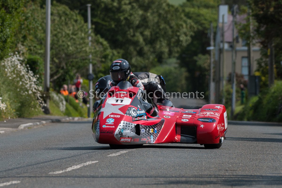 stemciom's tweet image. A few Kirk Michael this afternoon
#LoveTT #tt2019
@LeeHardyRacing 
@SamWest62