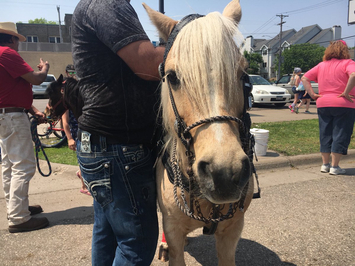 lleggeMSP's tweet photo. More Lyndale Open Streets https://t.co/7erTT1iuH4