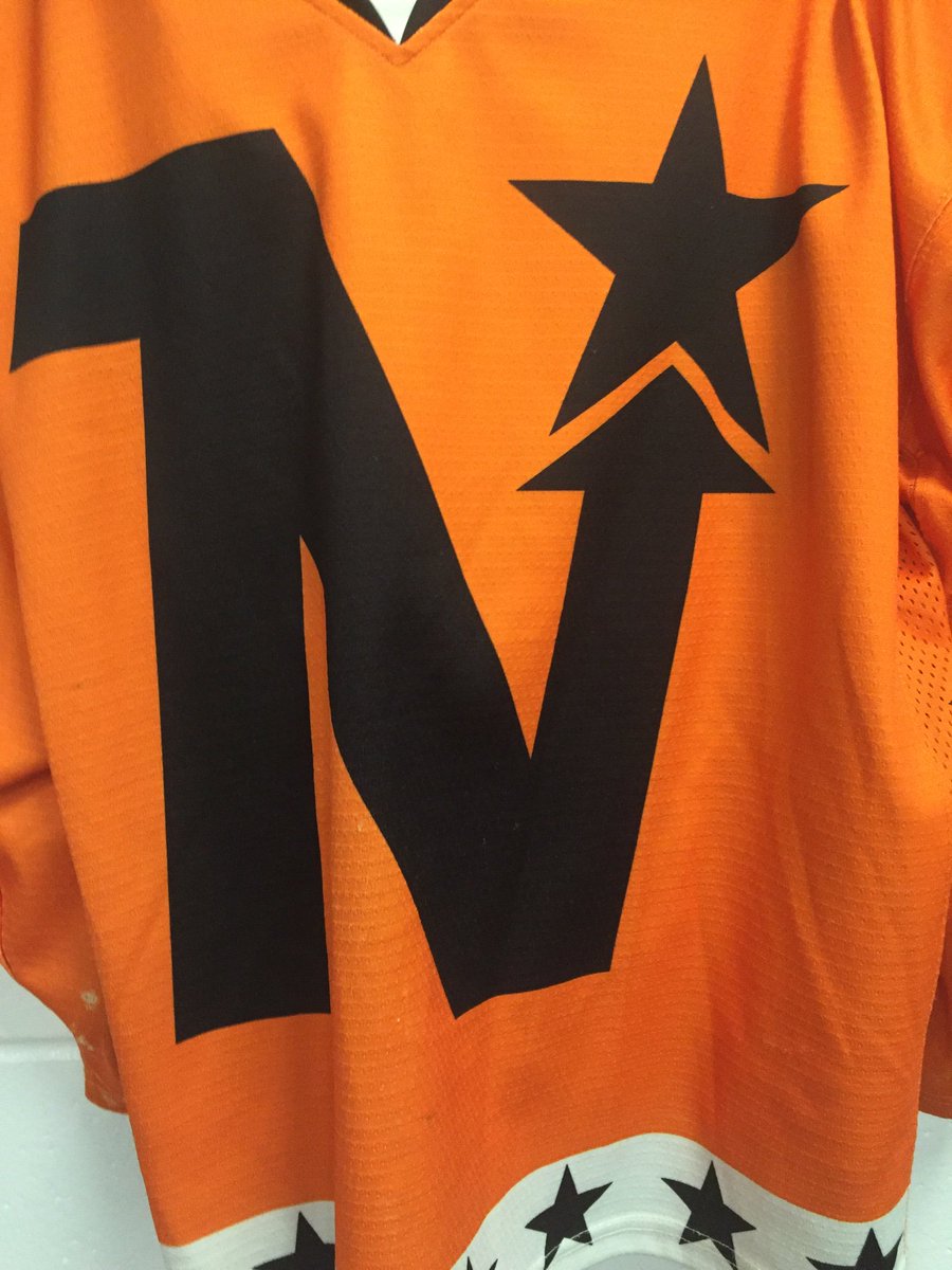 BayshoreFred's tweet photo. Broadcast time 3:45 pm for #Shortys-#JoesGarage #NorthStar Radio on 560 CFOS. @SrB_NorthStars host @SN_RIVERMENLAX @ontariolacrosse #SrB. For updates #cometothegame, LISTEN or follow @SrB_NorthStars #ImWorking https://t.co/zSbvZXghQ5