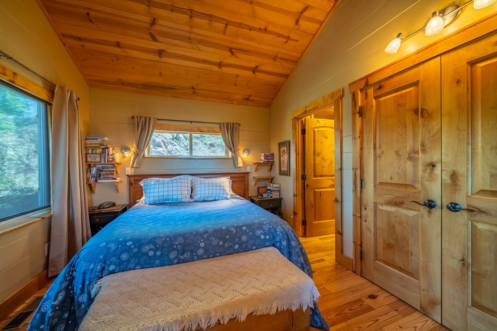 RedHawkRealty_'s tweet photo. Idyllic Julian Home
2 bedrooms & 2 baths!
https://t.co/MSwWiQIy4G…/35241-iron-springs-way-julian-ca-92036/
Listing Agents: Donn Bree & Meriah Druliner
#RedHawkRealty #WeKnowTheBackcountry #CADRE01109566 #RealEstateAgents #RealtorLife #Realtor #RealEstateAgent #RealEstate https://t.co/F3jmSKUBMA