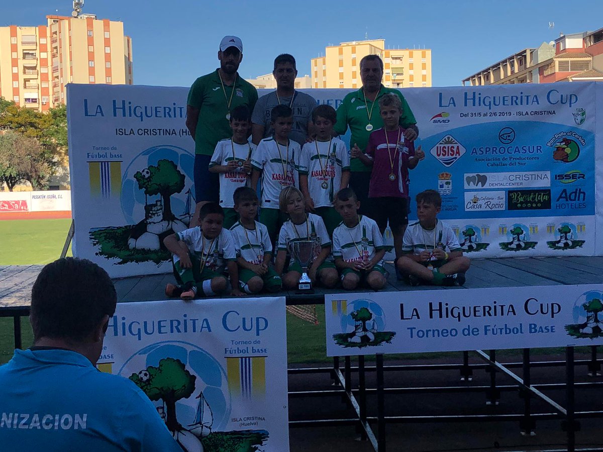 TORNEO "LA HIGUERITA CUP" //
Los prebenjamines de "ALFONSO OCA" han participado este fin de semana en el Torneo de fútbol base LA HIGUERITA CUP.
Han finalizado 4 clasificado pero lo mejor ha sido lo bien que se lo han pasado tanto niños como mayores disfrutando en convivencia.