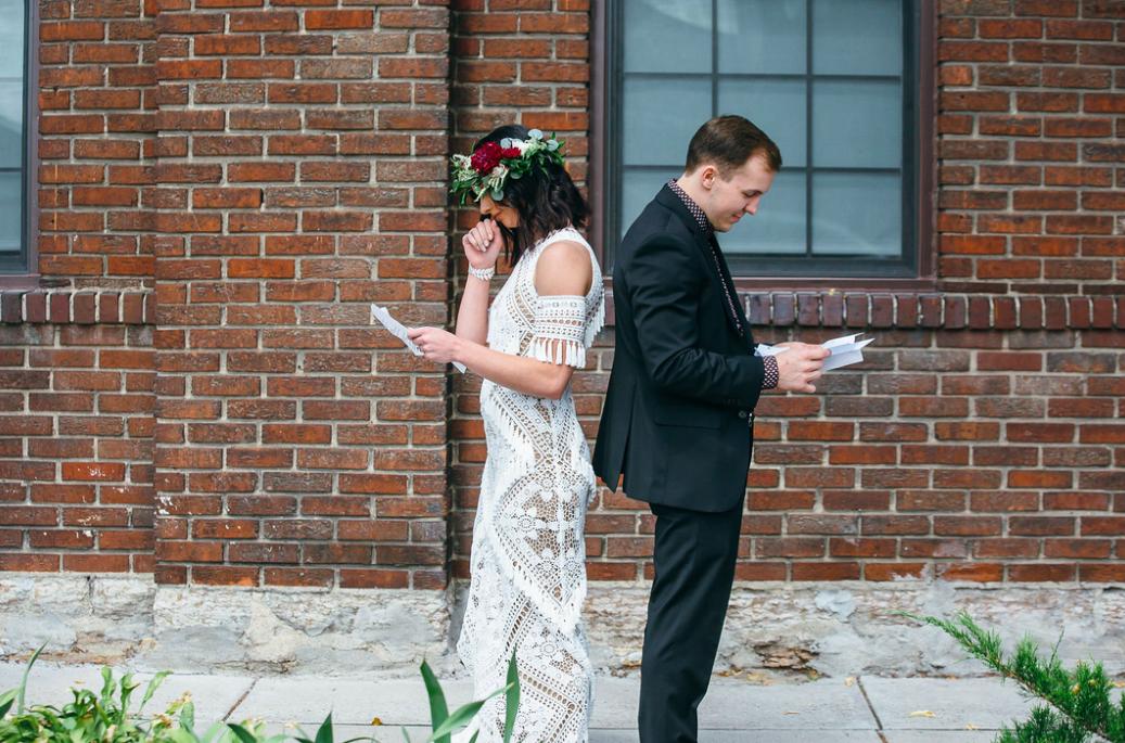 CGSolarArts's tweet image. A quiet and special moment before the ceremony begins. Beautiful shot captured by @markfierstphoto.