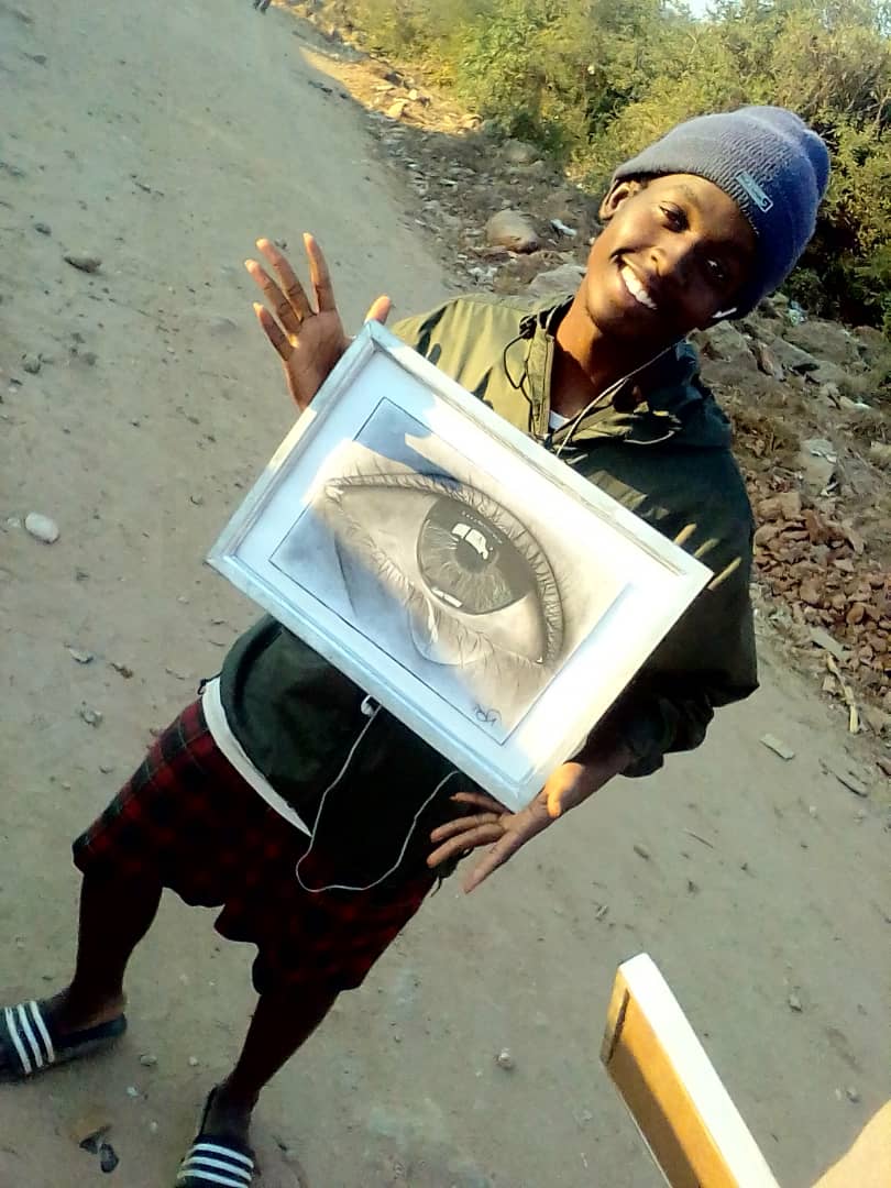 RaisedonB's tweet photo. This is Ngqabutho Khumalo, a form 4 pupil at Gwanda High, Matabeleland South. He says all he wants is to be a professional artists. We want to get to do a solo exhibition once he writes his O' level exams. RT and let's make the works know him. https://t.co/K94cp1NJC8