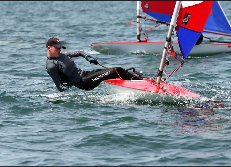 BenPurrier's tweet photo. Awesome weekend racing in the Poole Super Traveller. 20 knot gusts today, worked the boat and hiked  hard to win  by just 1 point! (Thx for the emergency tiller Ed). #sailing #youthsailing #toppersailing #poole #Dorset. Thx @pooleyachtclub for great organising too. https://t.co/2wJSLPYeXa