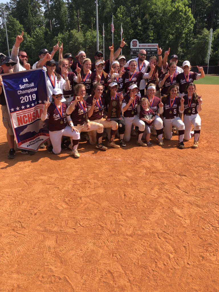 BryantLilley's tweet photo. Your 2019 4A state champions! https://t.co/0R87wiCNLT