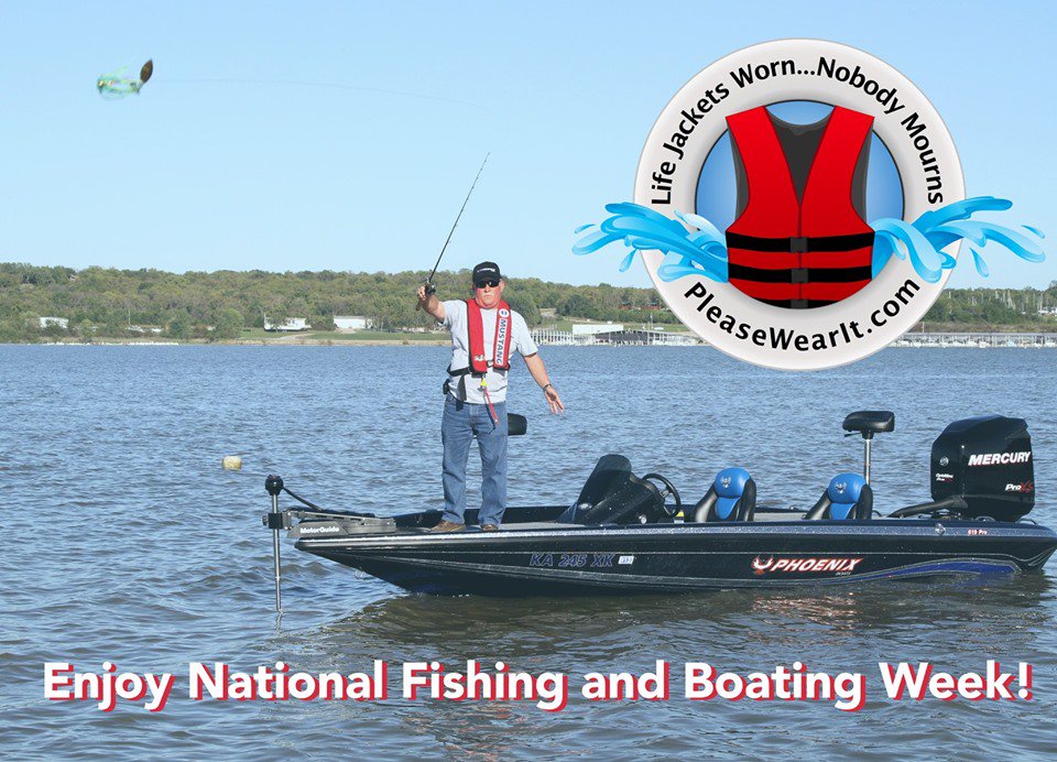 USACEHQ's tweet photo. June 1-9 is National Fishing &amp; Boating Week. Most states allow anglers to fish on public waters without a fishing license sometime in June. Check for upcoming free fishing days in your state and make sure everyone wears a life jacket. #PleaseWearIt  https://t.co/p0k4oySbQ0 https://t.co/bVCEpSsmgp