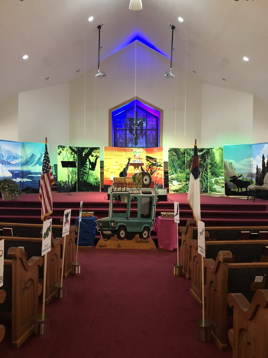 Fairview__BC's tweet photo. Stage is set! Join us tonight at 6 for our first night of bible school. Classes for all ages! https://t.co/I3vTWUWQ0E