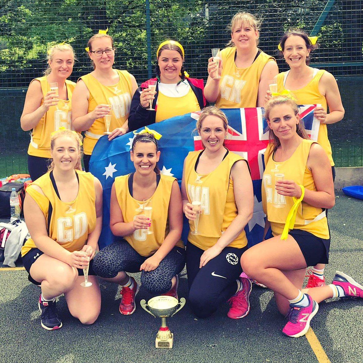Fantastic day with these beauties and WINNERS of West Yorkshire County Netball tournament <a href="/EnglandNetball/">England Netball</a> <a href="/Netballinwyorks/">Netball in West Yorkshire</a> 
#netball #SundayMotivation #back2 <a href="/Helenhousby1/">Helen Housby MBE</a> #yorkshire