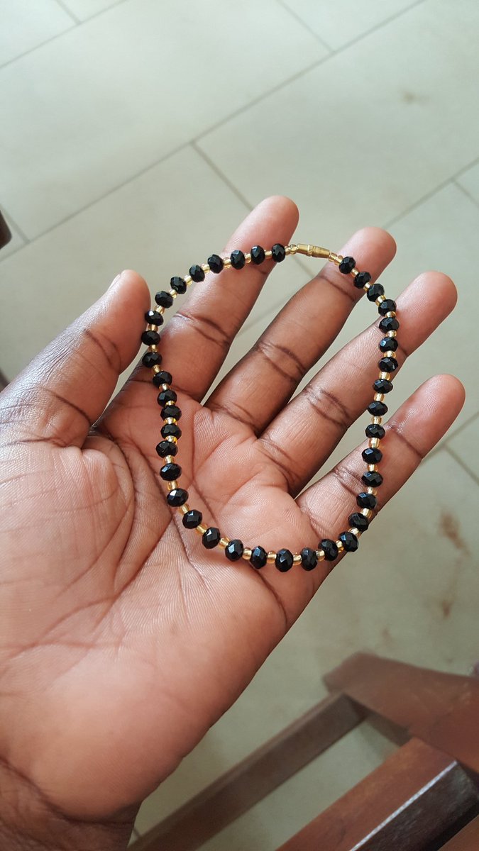 OnuiEssentials's tweet photo. Anklets again 😍😍😍 https://t.co/PrIuhLqsxw