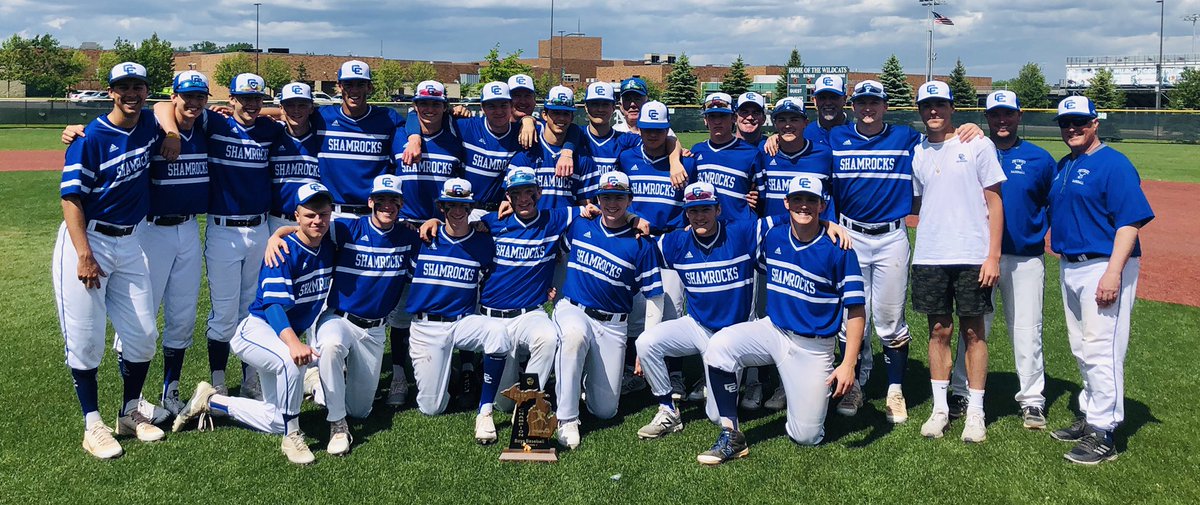 DETROITCCAD's tweet photo. THE SHAMROCKS OF @DCCBaseball1 DEFEAT NOVI 7-0 FOR THE @MHSAA DISTRICT TITLE BEHIND A CG GEM FROM BRENDAN BURKE!!  CC will play Livonia Stevenson on Wednesday at Farmington in the Regional Semi.  #CCpride #CCfamily #WeBelieve https://t.co/Aozs2UvAnX