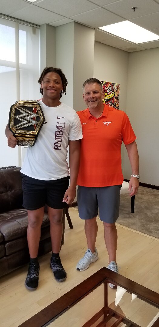 Travali18's tweet photo. Blessed to receive an offer from Virginia Tech University @CoachFuente @CoachShibestVT @TSSpeedAcademy @NLHSFOOTBALL18 @HokiesFB https://t.co/sThOTBQrIE