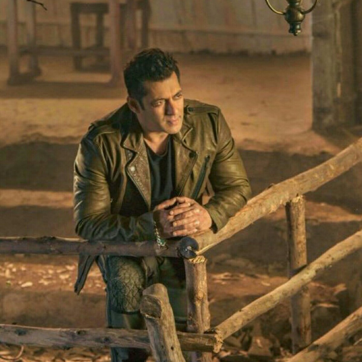 Bo3lasS's tweet photo. #صورة_ملف_شخصي_جديدة https://t.co/f9EPkJn1rd