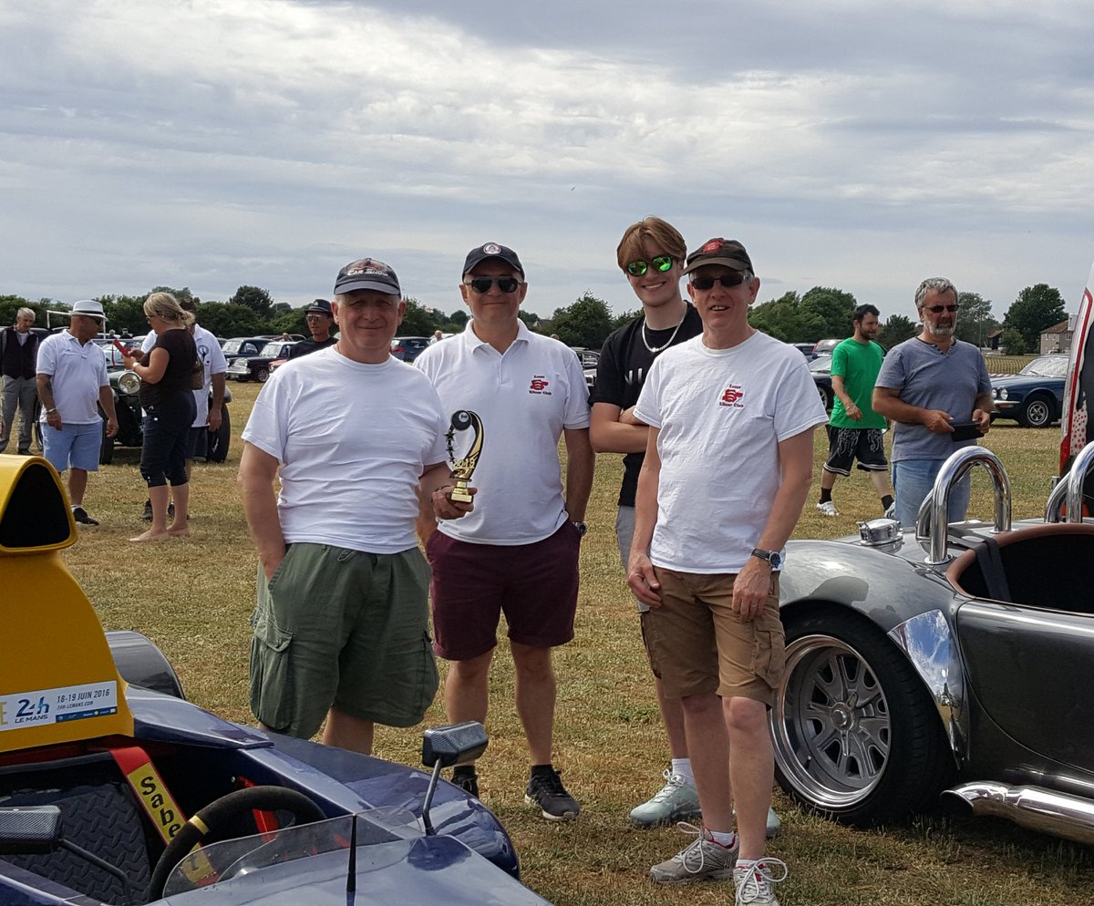 EssexKitCCCars's tweet photo. Rewarding day at the Thurrock Transport  Fayre, Essex Kitcar Club Won BEST CLUB STAND, thank you to everyone who turned up and helped raise funds for Essex and Herts Air Ambulance .
Members and Fred, StewartN, Bones, Gwen, Charlie, Val , Nigel https://t.co/3LMrAuPU9n