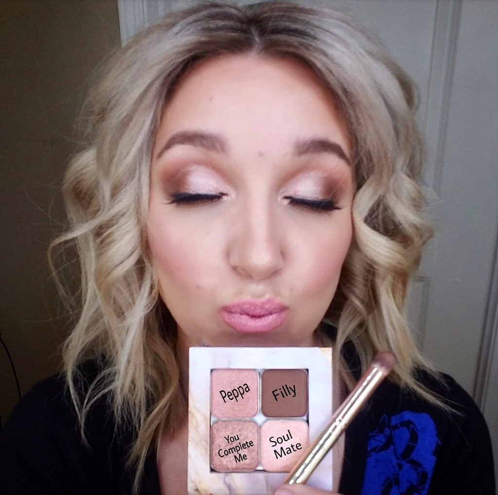 Peppa, you complete me, soul mate and filly. I’d say she’s rocking it! 💖

#maskara #maskcarabeauty #maskcaramakeup #glitzglam #getthelook #eyeshadowlooks #eyeshadowspalette
