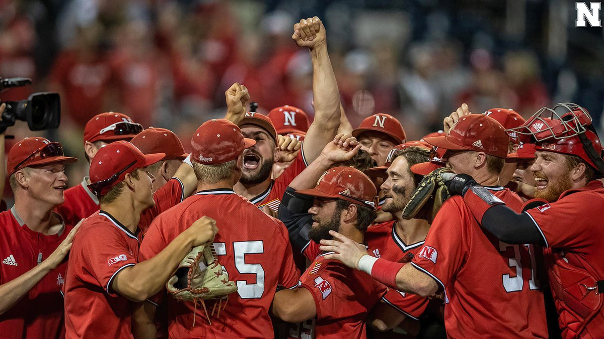 HuskerBaseball's tweet photo. Thanks for supporting us all season, Husker Nation.

There really is no place like Nebraska. https://t.co/npycMN8ahD