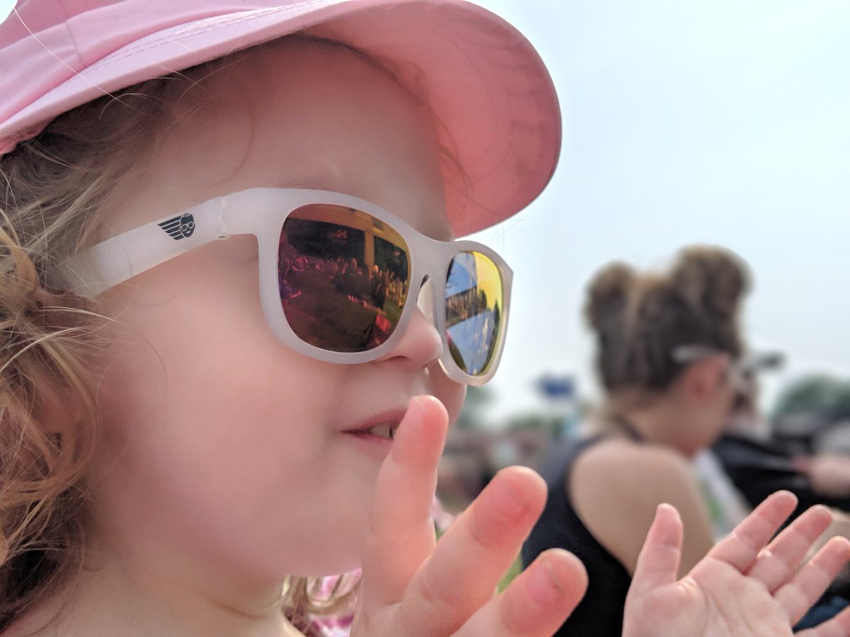 laranumberone's tweet photo. @thelumineers Angela's second birthday and she's ready to rock out! #1045Bday https://t.co/fX4AAwQZZR