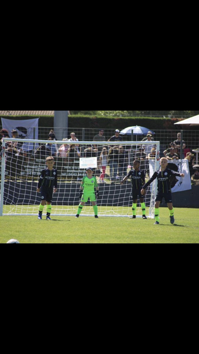 MAGSROMA99's tweet photo. PITCHOUN’S CUP 🇫🇷🇫🇷🇫🇷 https://t.co/B39fS7BnYv