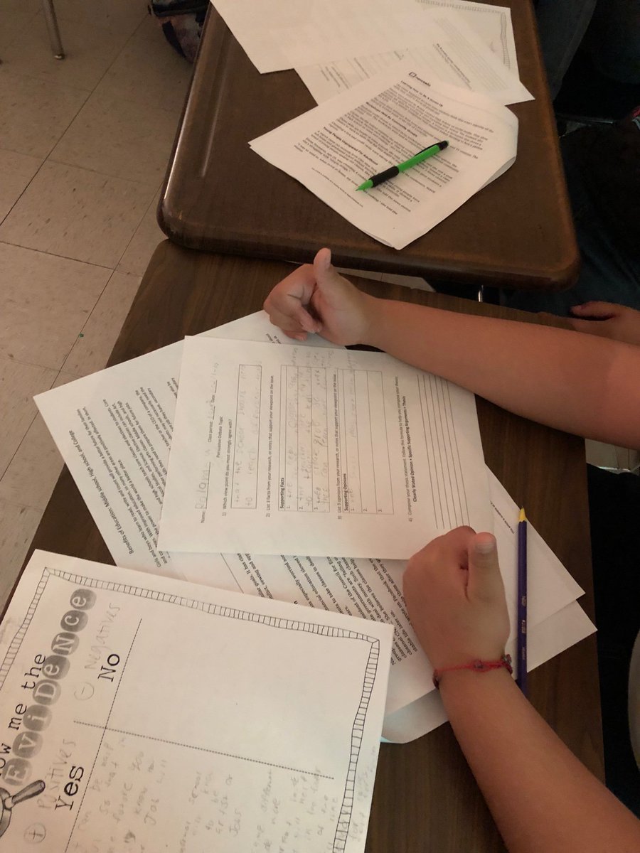 LurateTiffany's tweet photo. Our last class debate of the school year. So proud of the research and hard work the students did! #peaseinspired #peasepride #peasemiddleschool https://t.co/Ntk9OtWGc0