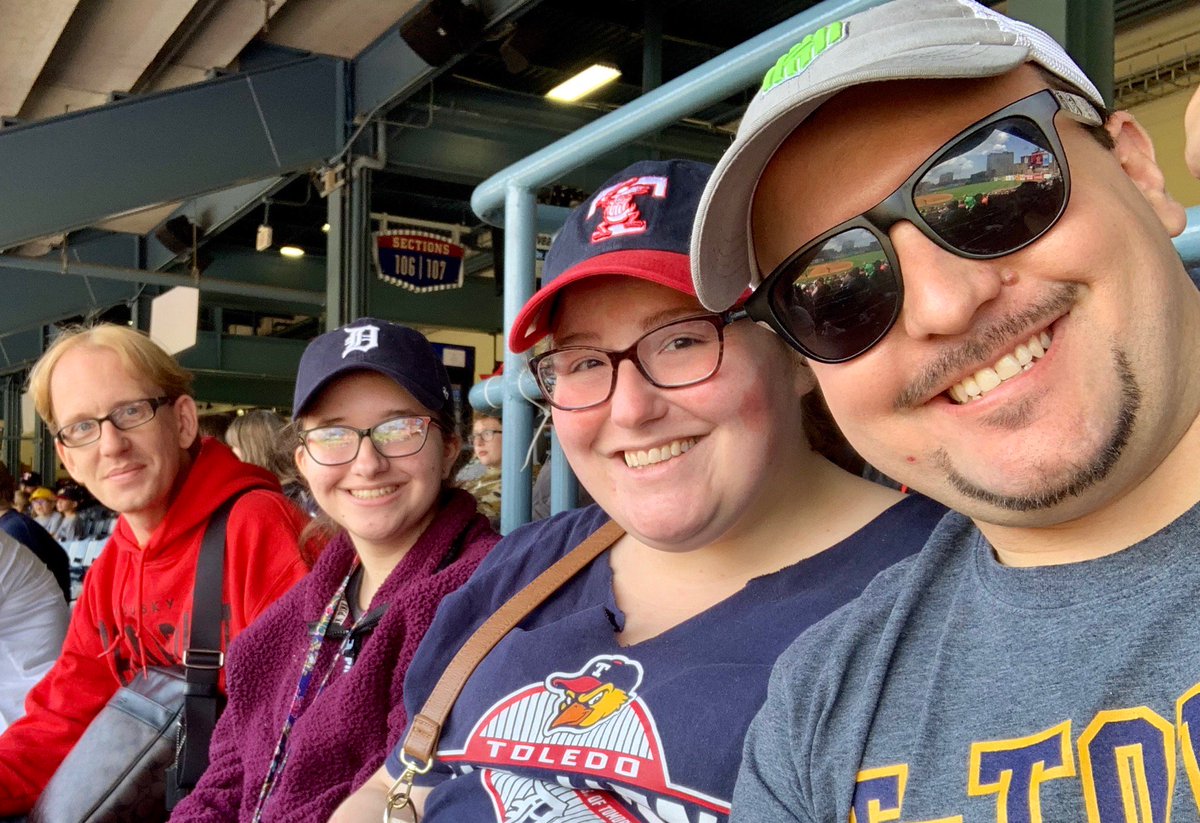 Arevans87's tweet photo. #MudHensGameDay Having fun at the game today! https://t.co/Wer6CFT27r