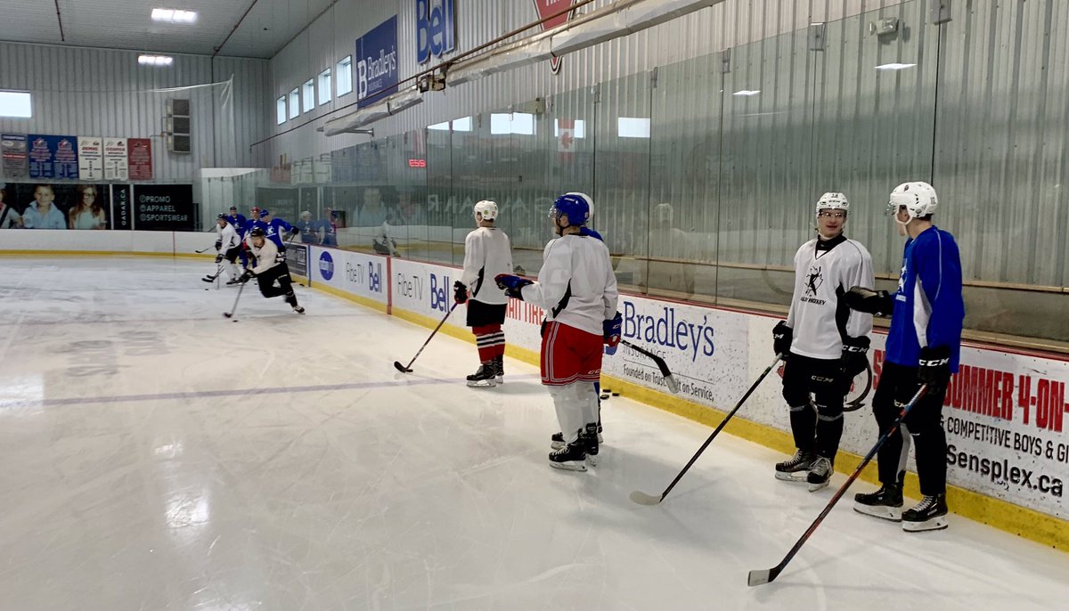 MalloyHockey's tweet photo. Another great kickoff to the Best Development Camp in Ontario! The 2019 OHL/NCAA Elite Camp started strong with the Areas Best Pro Prospects setting the tone! #ProHabits #HowYouDoAnything #IsHowYouDoEverything #TurningPlayersIntoPros https://t.co/hIzs2hSMqz