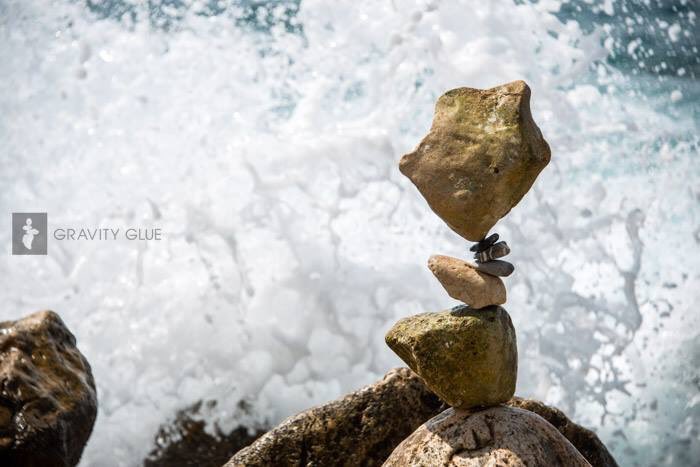 muse_cello's tweet photo. Équilibre impassible des sculptures de pierres 
~ chute d’une goutte d’eau 

Cello Muse

#lesmotsdecello #haïku #gravityblue

[ Gravity Blue / artiste Michael Grab ] https://t.co/gtI0s8YBj7