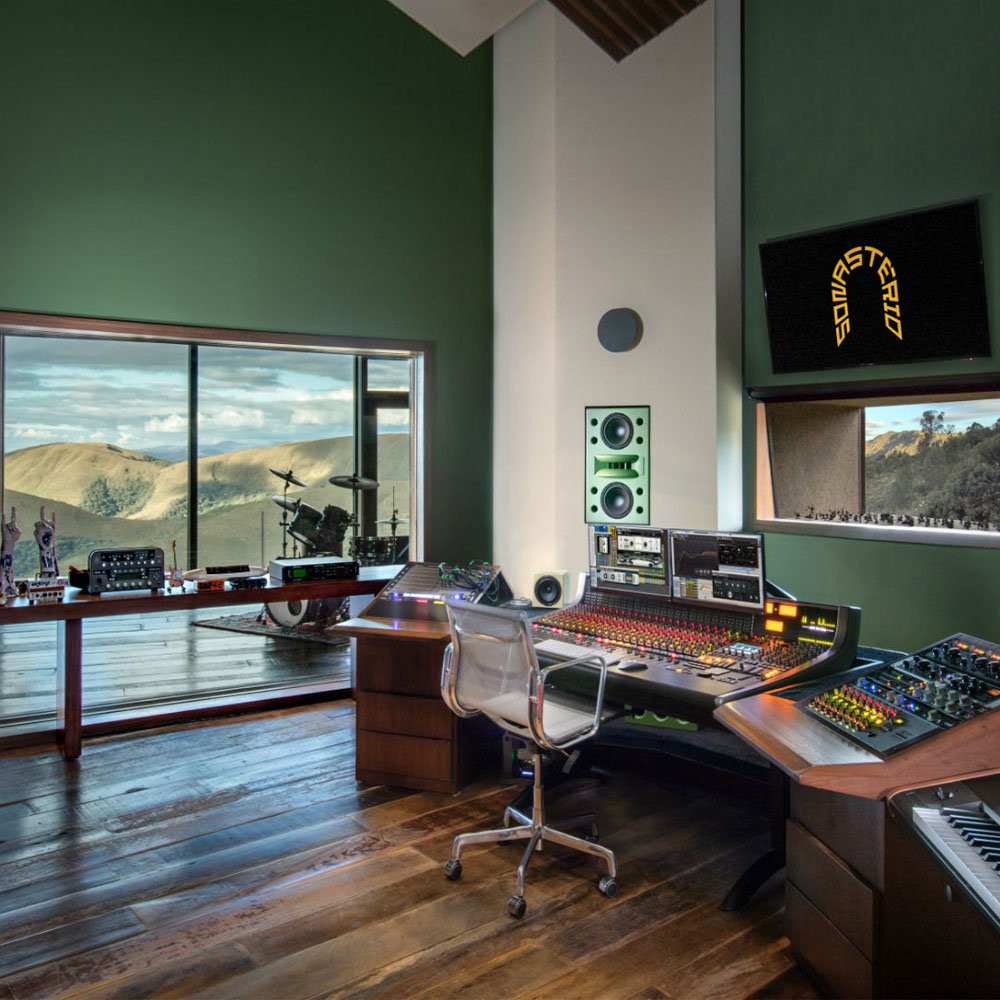 AvidProTools's tweet photo. Come for the mix 👉 stay for the view
⠀
📷 https://t.co/Ny2sjDQ6BP
▶️ https://t.co/hwDHIk3NPm
⠀
#studiolife #mixing #recording #sonasterio #musicmaking #protools #avid #regram https://t.co/VxRjSZ9Mml