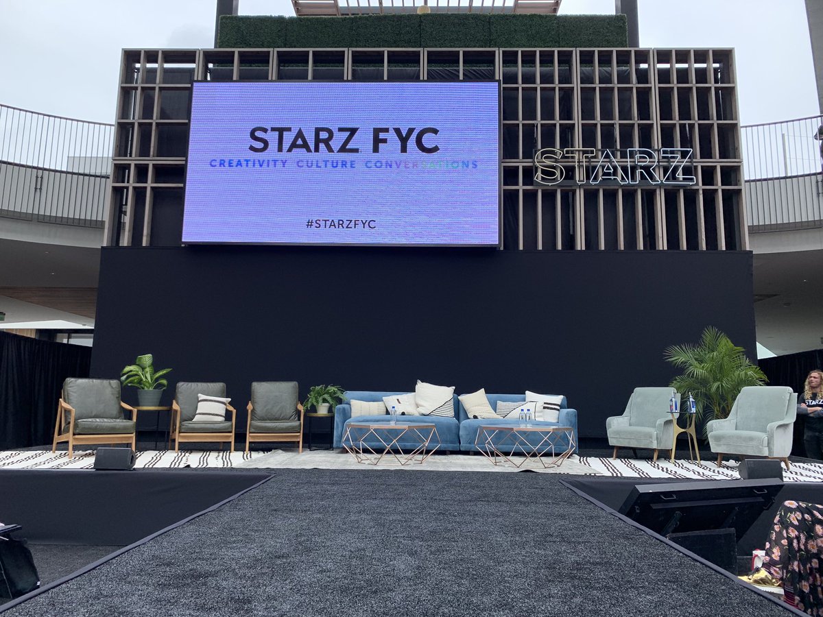 jill_millander's tweet photo. 3 more panels to go until #outlander! Je suis prest... 🥰
#StarzFYC https://t.co/JDyjrwjSQZ