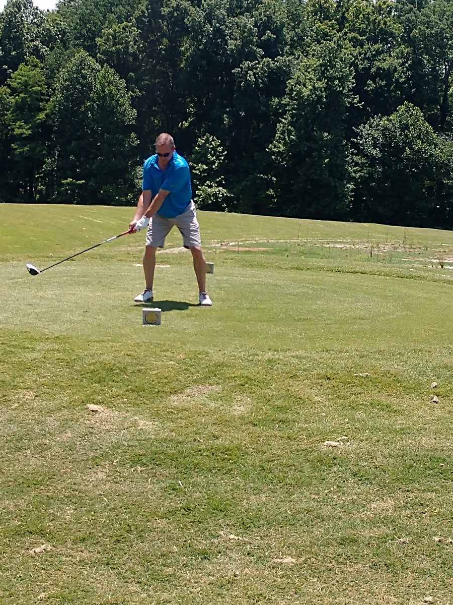 MusicCityTR's tweet photo. #SundayFunday @fiveoaksgcc with my man @kentlmitch615 #36ForUs #CourseRecordSafe https://t.co/AUFCgP9ZHv