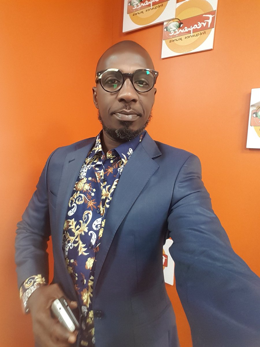 dosso_isaac's tweet photo. Demain j29 ramadan nous allons vous réveiller dans la bonne humeur sur @FREQUENCE2_CIV  dès 6h #lesmatinsdissac soyez à l'heure 92.0 FM Abidjan https://t.co/bUgiUTI8Fh