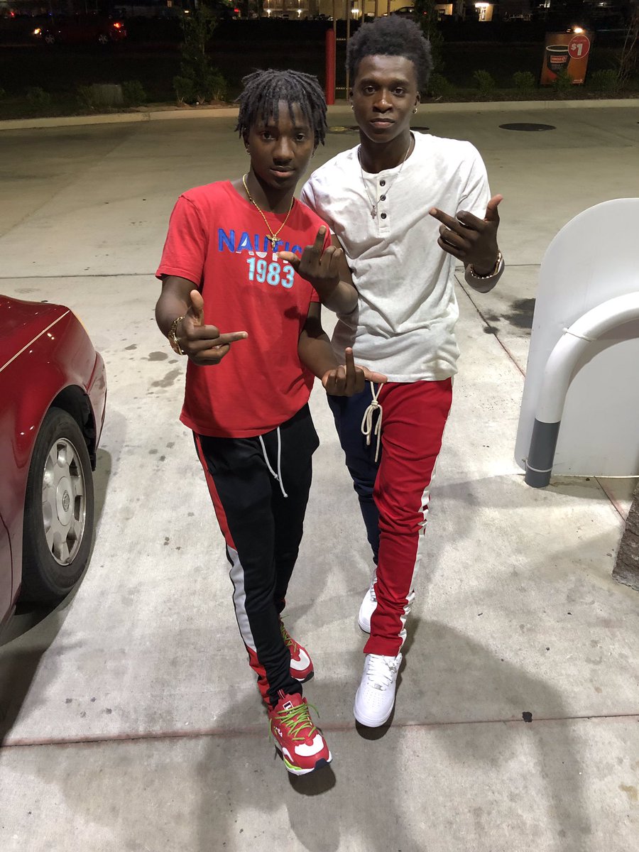 guhhthats's tweet photo. Iโma Money Making Nigga Fuck The Old Me๐งธ... Iโm A UnTamed ๐ฆ You Canโt Hold ๐จ๐ฐ๐๐ฝโโ๏ธ #ThisShitEasy๐คง
#YeenSlime๐งโโ๏ธ๐
#BroBro๐งธโค๏ธ https://t.co/Nv9D0zB3W4