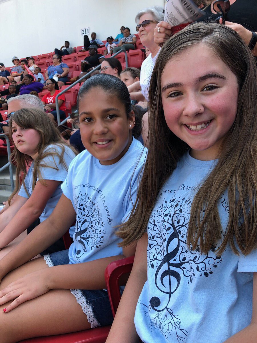 EnsembleFves's tweet photo. Picture flood from the @CarolinaMudcats game! @FuquayVarinaES  @HmjohnsonM https://t.co/NQfEWUWAVI