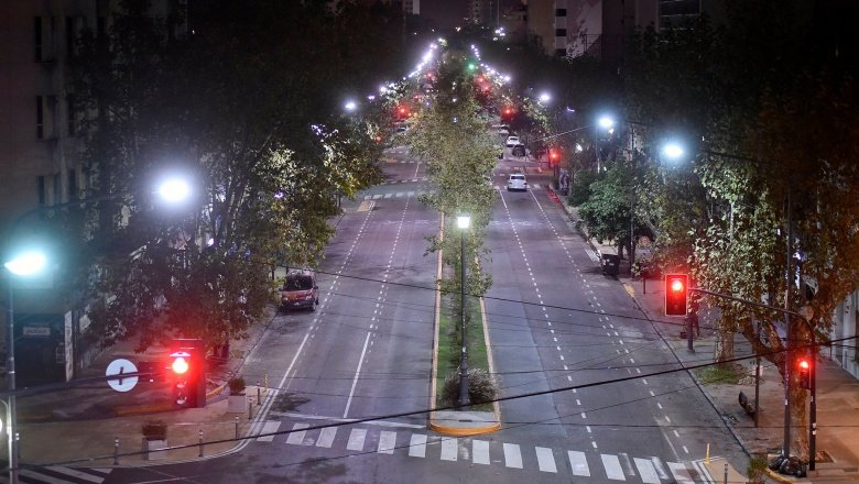 RED92cadadiamas's tweet photo. 🚦#LaPlata | Los sensores que controlarán el tránsito dicen presente en La Plata: enterate dónde estarán ubicadas en la ciudad

Tendrán como objetivo multar a los conductores que superen la velocidad máxima permitida o crucen semáforos en rojo. https://t.co/bePjmEnvri