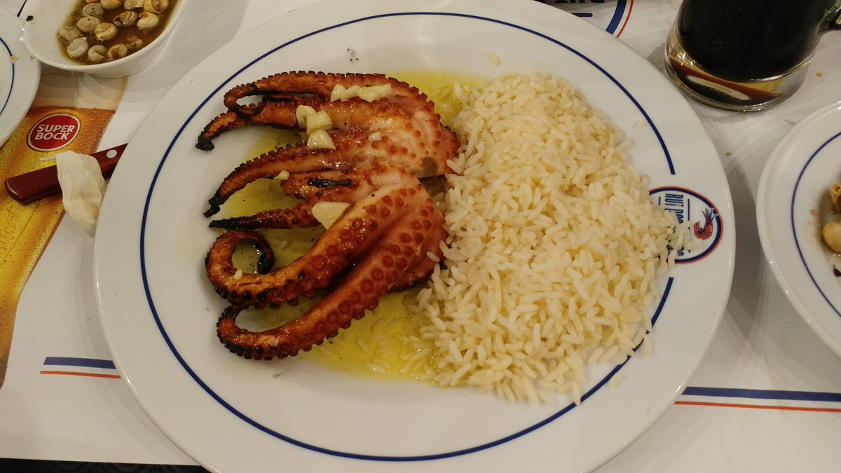 willy_ci's tweet photo. Good evening #Lisbon https://t.co/A7x6ievf4u