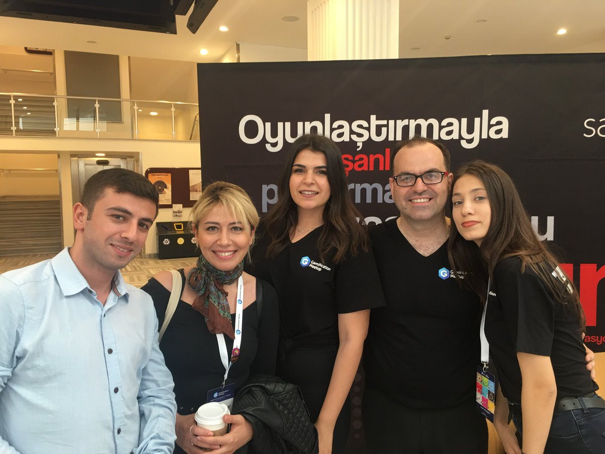 secilsedabzkrt's tweet photo. Bence “Oyunlaştırma”beyin tabanlı öğrenmenin ana prensiplerinden ve öğrenme tasarımlarının en önünde geliyor. Yani eğitimin kilit noktası. Bu yıl da tazelendiğim ve sınıf içi etkinliklerimde kullanacağım yeniliklere şahit oldum.
📝🎯🎲🏆👾
#oyunlaştırma #gamification #gamefed https://t.co/DRRpQbBWRV