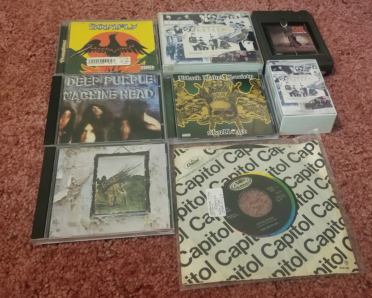 KilaShea's tweet image. I went to a Antique Mall in my hometown and this is everything I got. #8track #cassettetape #45record #compactdisc