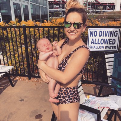 ChelseaBarker26's tweet photo. #NewProfilePic https://t.co/aVhTiIr5zt