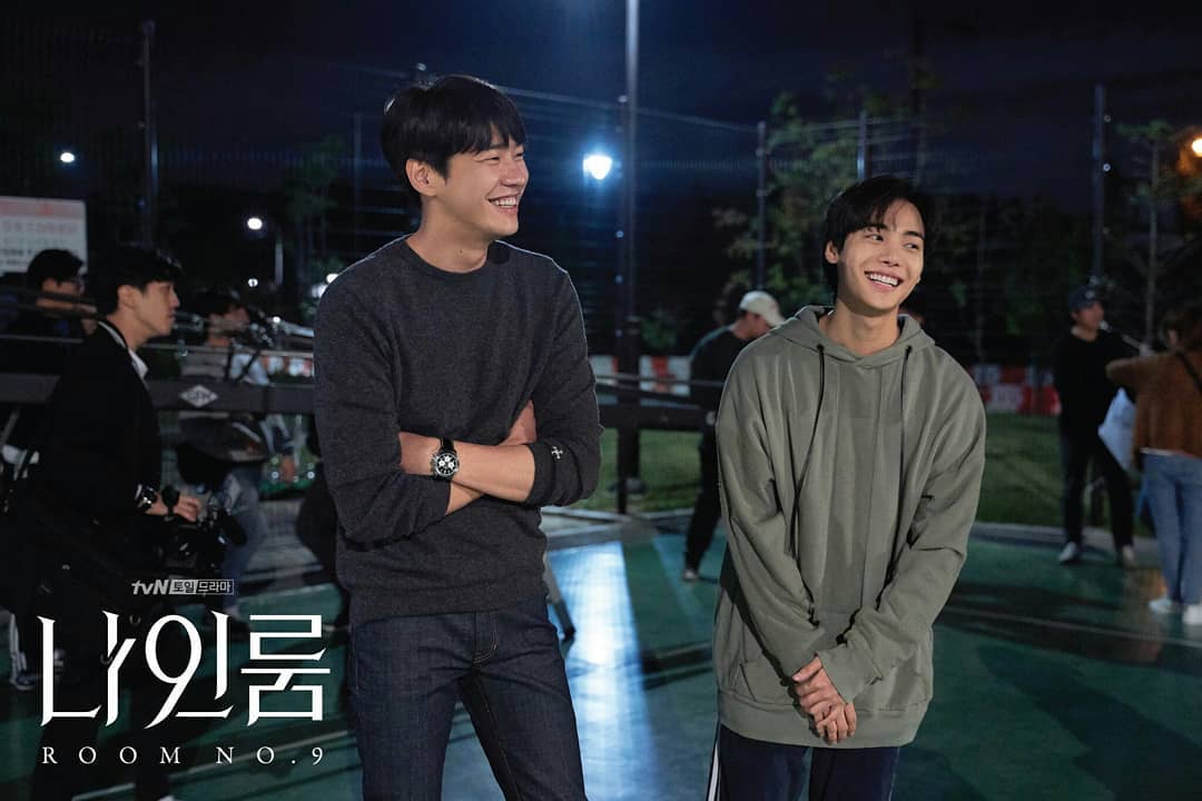 rapperwone's tweet photo. Throwback #RoomNine drama with @aksakfn87 hyung. https://t.co/DEraWZ1ZFx