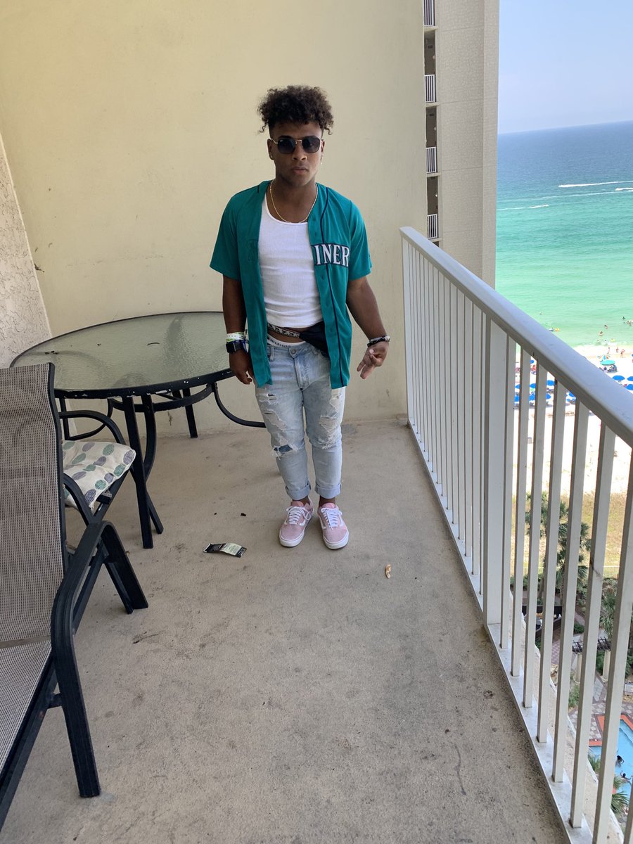 _cthakiid's tweet image. PCB’19🔱 #Gradweek