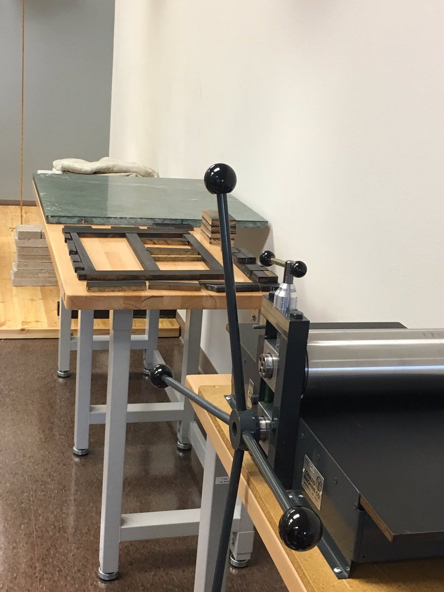 plaguelibrarian's tweet photo. Books n thingz #bookhistoryworkshop #cushingmemoriallibrary https://t.co/n1BpIbjlsm