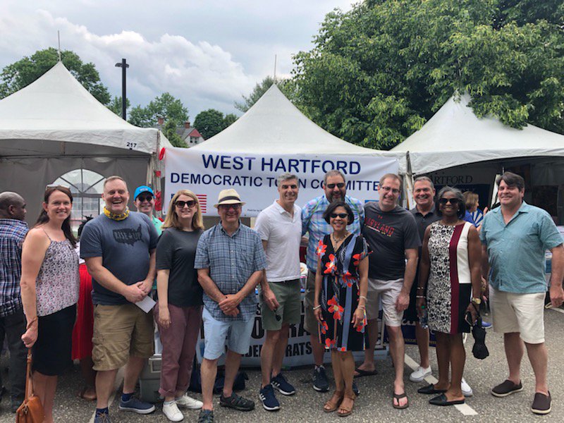 tammy_exum's tweet photo. I had lots of fun today at Celebrate West Hartford! So happy to see so many of my friends and neighbors!
#wehaCT #avonCT #farmingtonCT https://t.co/FwVJLBlSky