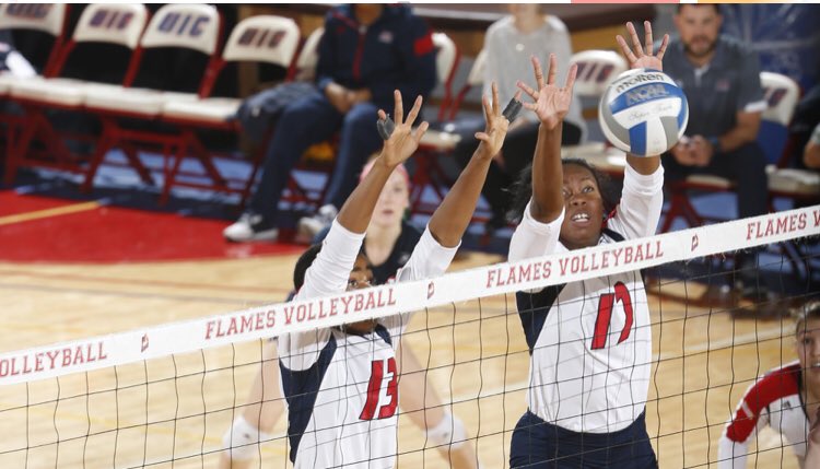 taylor_omalley's tweet photo. I’m so blessed to announce that I will be attending the University of Illinois-Chicago fo further my academic and athletic career❤️💙Thank you to all who helped me get to this point!! Go flames 🔥 @UICvolleyball https://t.co/HZNiJyIFDt