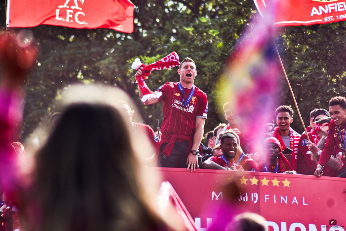 harmotography's tweet photo. A few more of the Redmen ❤️ #liverpool #liverpoolparade #ChampionsLeague2019 #ChampionsLeagueFinal #redmen #MoSalah #jamesmilner #DivockOrigi #JordanHenderson https://t.co/e7JMyZ3yZo
