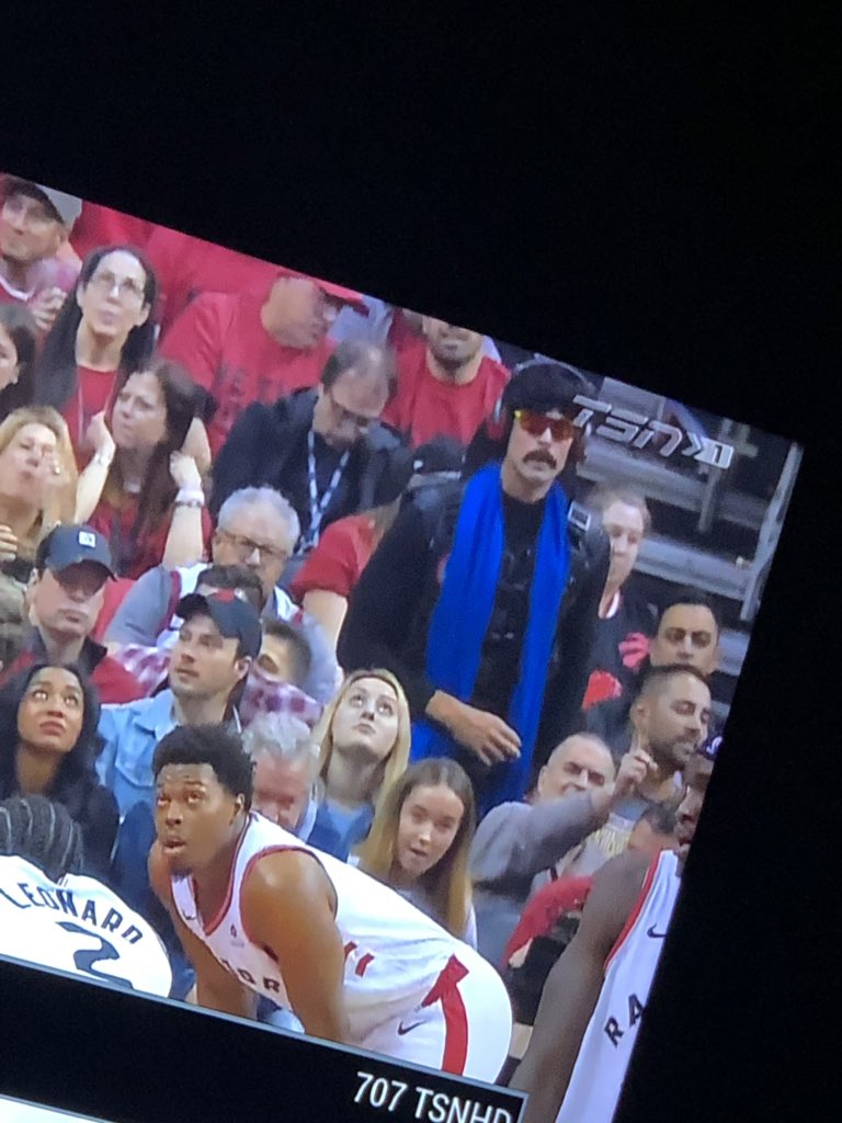 D8GMC6FXsAAahO6.jpg:large