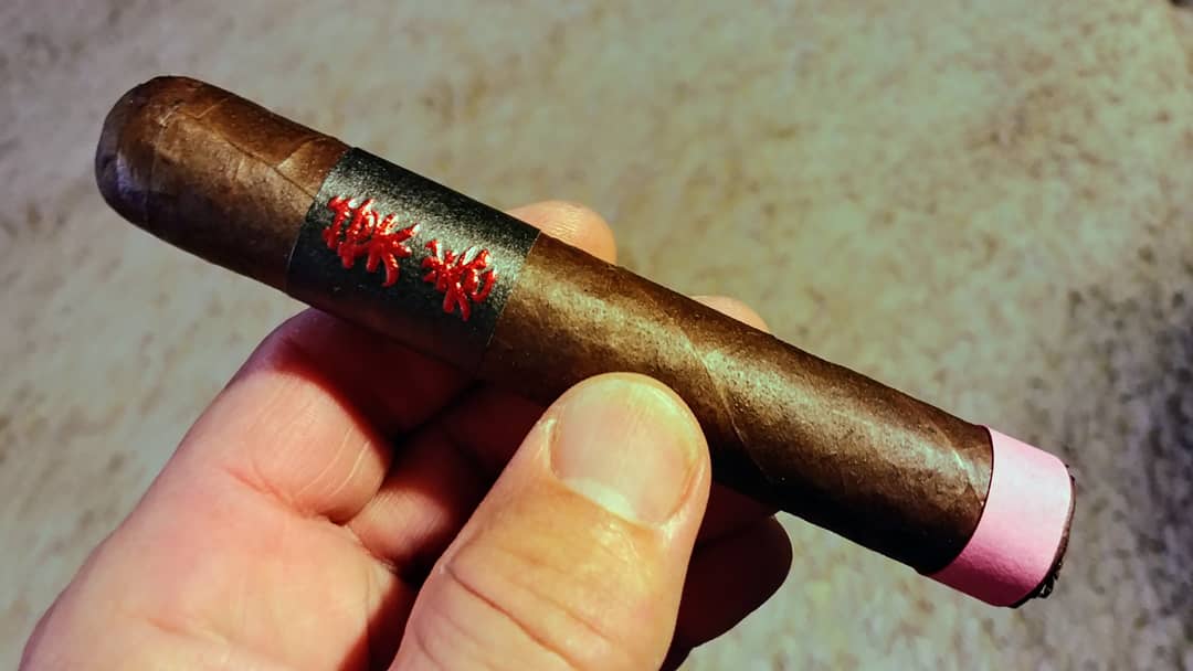 Tiny_Tim's tweet photo. Test run...Viaje Hamaki Omakase
#Viaje #viajecigars #tinytimcigarreviews #cigar #cigarlove #cigarlove #cigarloversofinstagram #cigarlife #cigarsdaily #cigars #cigarlifestyle #cigarlover #cigarlovers #cigarworld https://t.co/wYw9JA78LP
