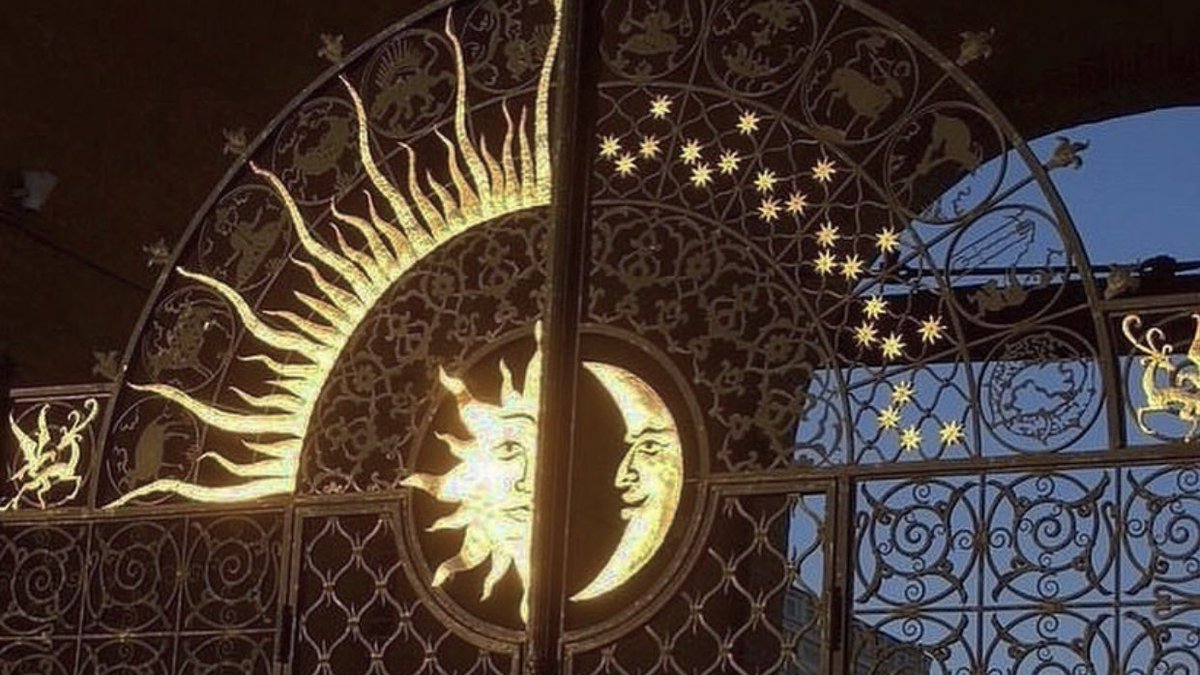 starsignstyle's tweet image. 🔑 new moon soon...🌞🌛 #newmoon #geminimoon starsignstyle.com/new-moon-in-ge… #starsignstyle