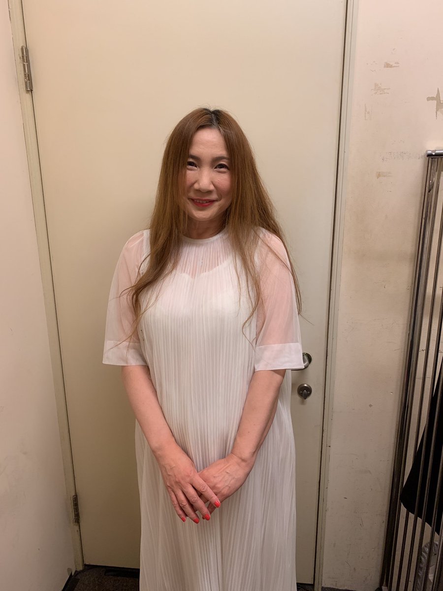 vgc_staff's tweet image. #LittlePiano9 福岡公演、会場に足を運んでくださった皆さま、応援してくださった皆さま、ありがとうございました😊！

次回は、ツアーファイナル 東京公演(6/16 TOKYO FM HALL)です！
お楽しみに！！

#新居昭乃 #LP9