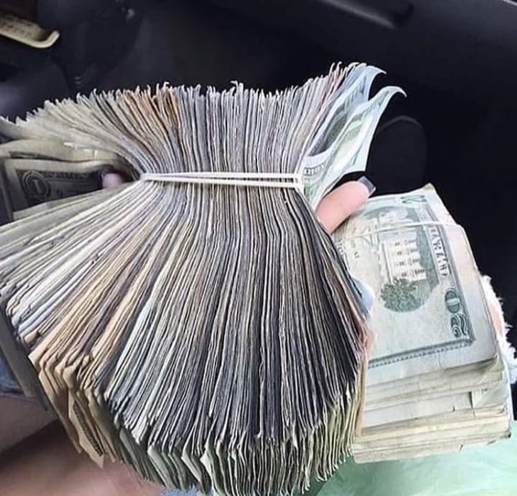 BurnaLego4's tweet photo. Drop your PayPal or Cash App below now let me bless you rn. $1200 each for the first 10 babies to retweet and like my tweets .#sugarbabywanted #sugardaddy #sugardaddyneeded #SugarMama #SugarBabieswanted #SugarDaddySerious
 #sugarbabylife #sugardaddydating #SugarBabieswanted https://t.co/fxFA8FRbHJ
