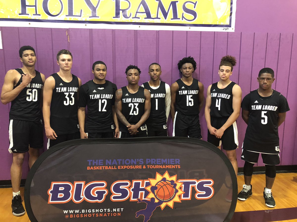 CvaHoops's tweet photo. Proud of this group of Team Loaded CVA Players.This group consists of one 9th grader, one 10th grader and 6 upper class-men. Never playing together, This group went 3-1 in Raleigh to capture the  17U bronze championship against Garner Road West Virginia. @CvaHoops https://t.co/VDhiPF5auw