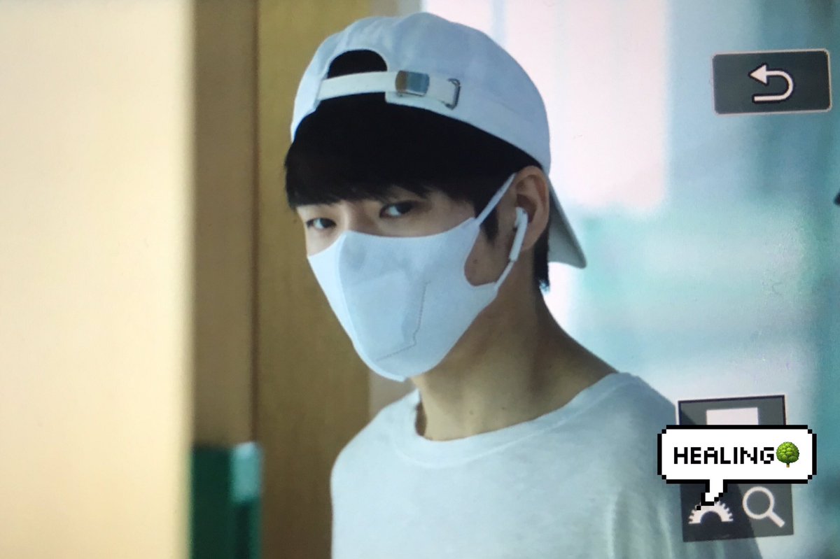 NwhHealing's tweet photo. 190603 MFM Preview
#남우현 #우현 #NamWoohyun https://t.co/OFtpSs3th7