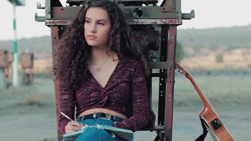 esteviebb's tweet photo. Ya vieron el video de sigo aquí? aquí les dejo el link👉🏻💞https://t.co/tDE2Aga8Ff https://t.co/GsbM0c419M